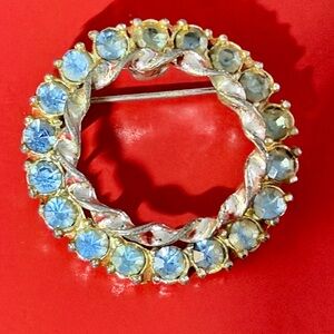 Elegant Blue and Silver Vintage Brooch